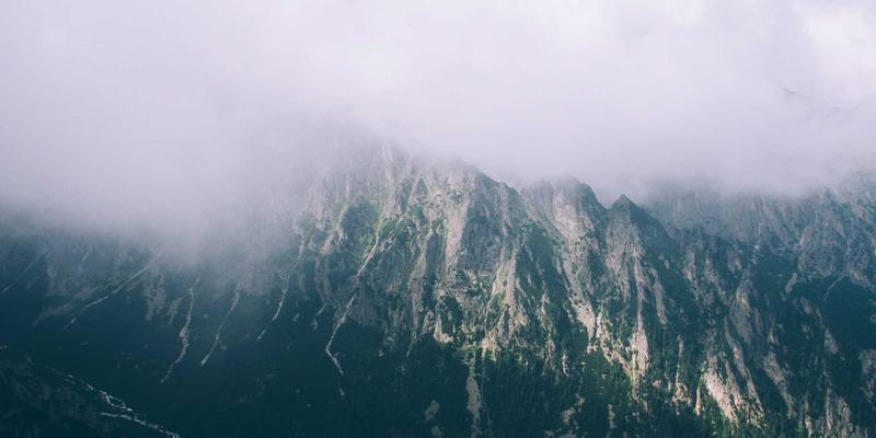 从指尖到面容：专业芳疗如何升级你的美甲造型与肌肤护理