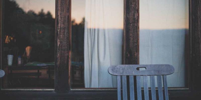 美容24小时：从日常护理到沙龙造型的完整美学指南