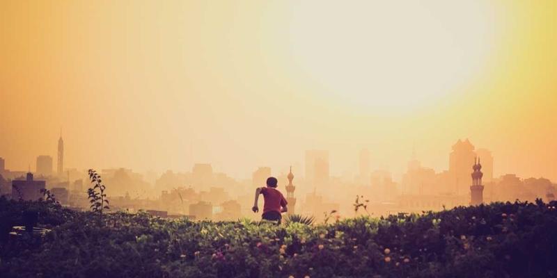 造型、美容与美甲：打造全方位精致形象的三大支柱